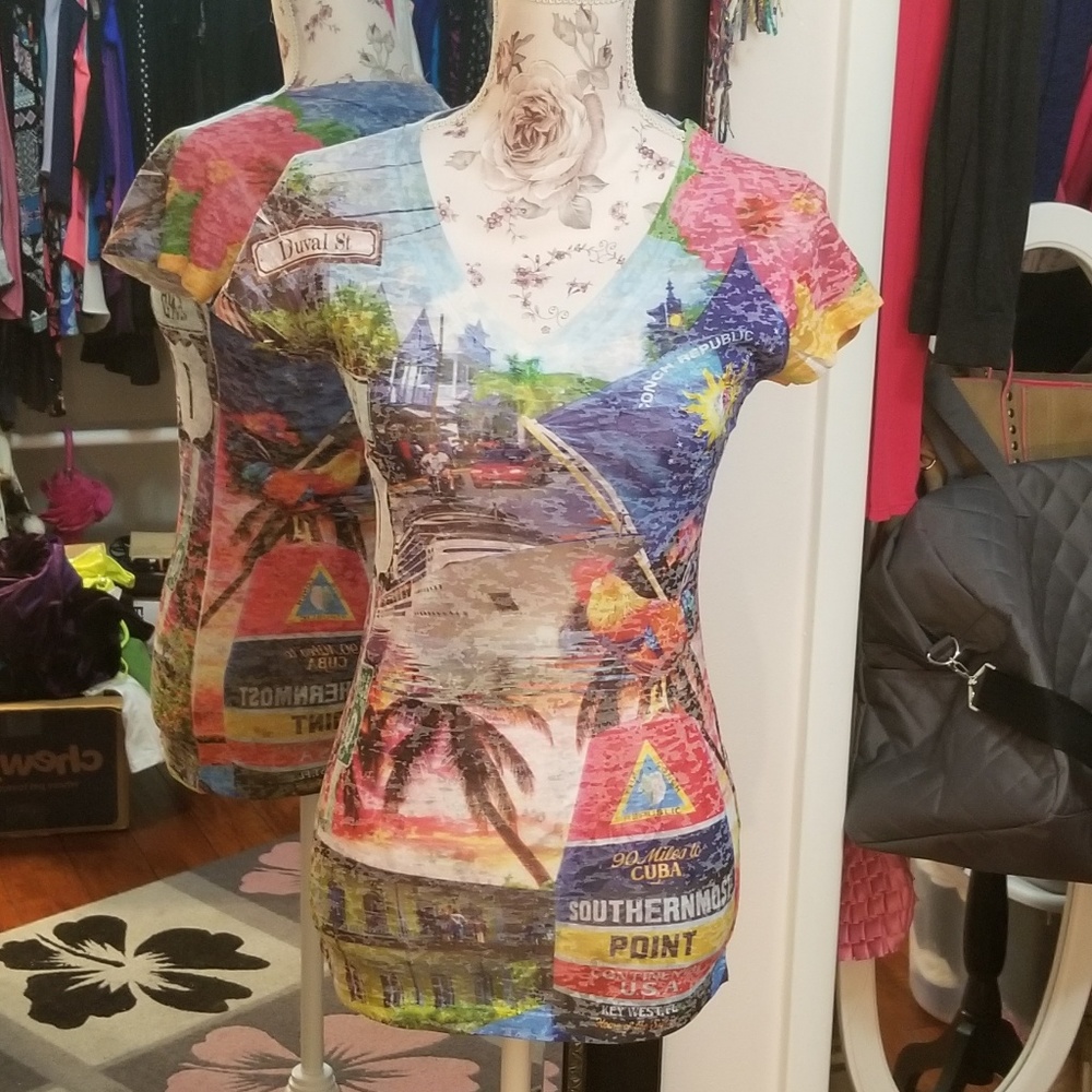NWOT KEY WEST TSHIRT